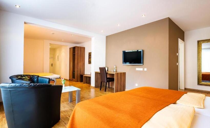 호텔 Schroeders Stadtwald