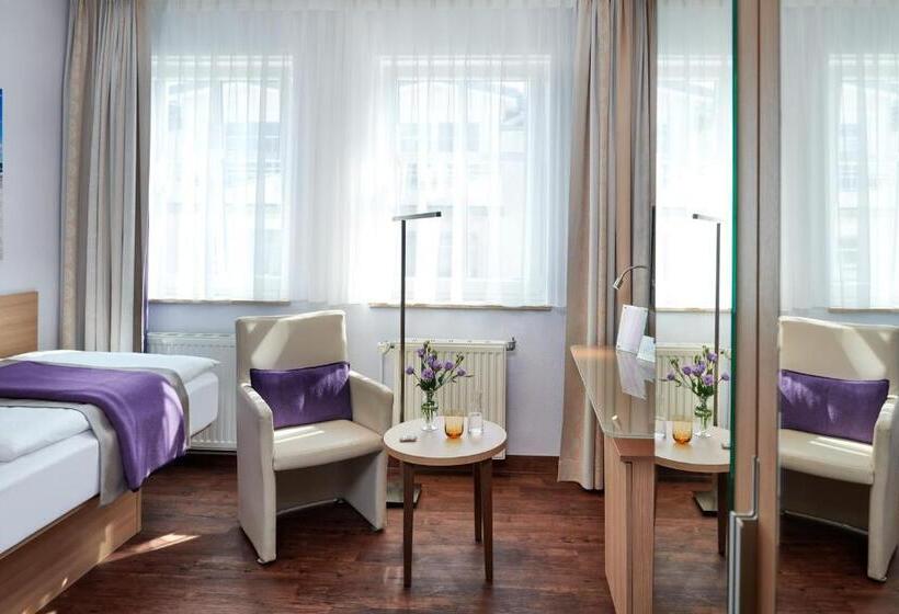 호텔 Seeschloss Sellin