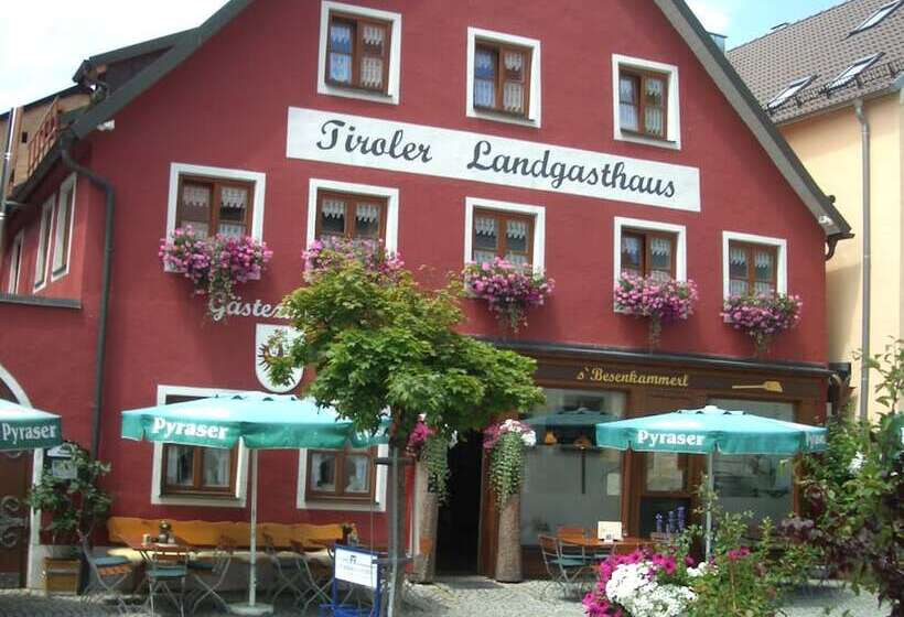 호텔 Tiroler Landgasthaus