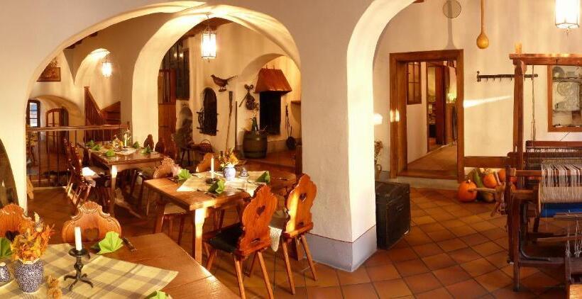 酒店 Und Gasthof Dreibeiniger Hund