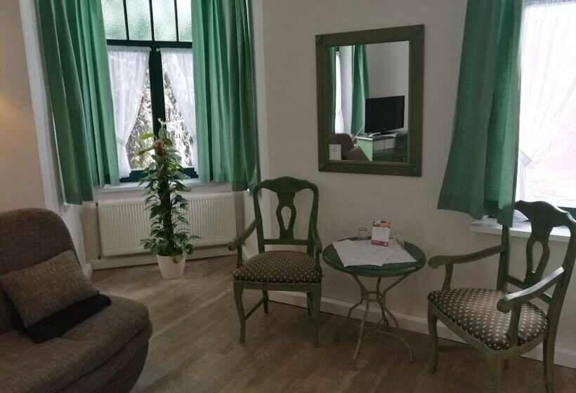 בית מלון כפרי Villa Alice