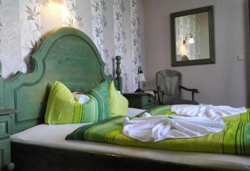 בית מלון כפרי Villa Alice