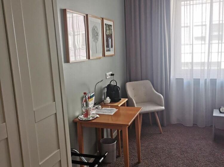 Max Hotel Düsseldorf Self Check In