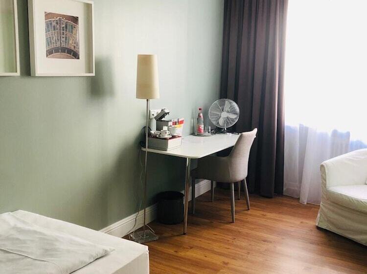 Max Hotel Düsseldorf Self Check In