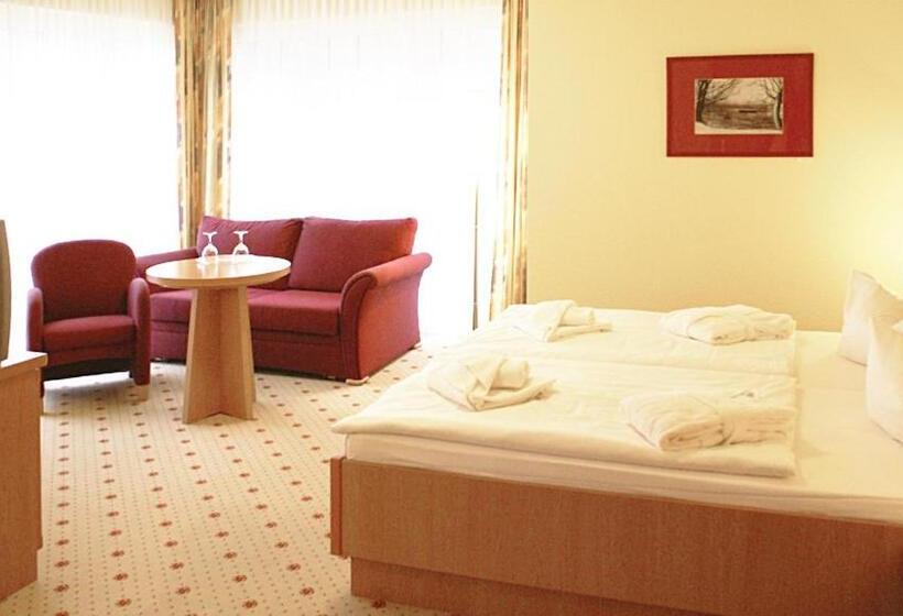 Ostseehotel Villen Im Park Ein Rovell