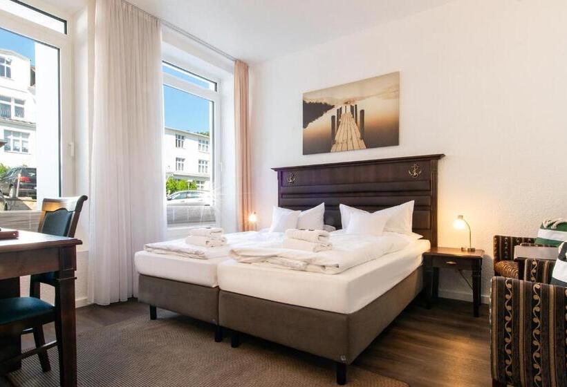 Promenadenhotel Admiral