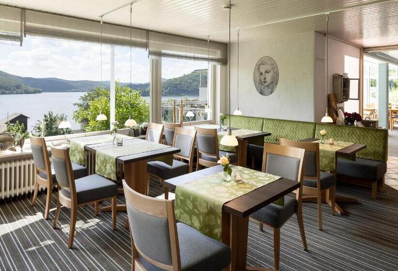 Plusnaturhotel Direkt Am Ederseeufer Waldhotel Wiesemann Und Ferienapartments