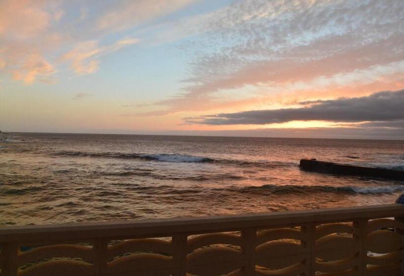 Apartamentos Playa Azul