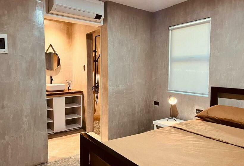 Beach People Hostel Bantayan Island