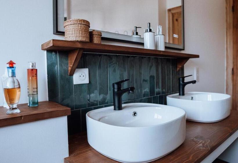 تختخواب و صبحانه Biarritz Surf Lodge Chambre D Hôtes