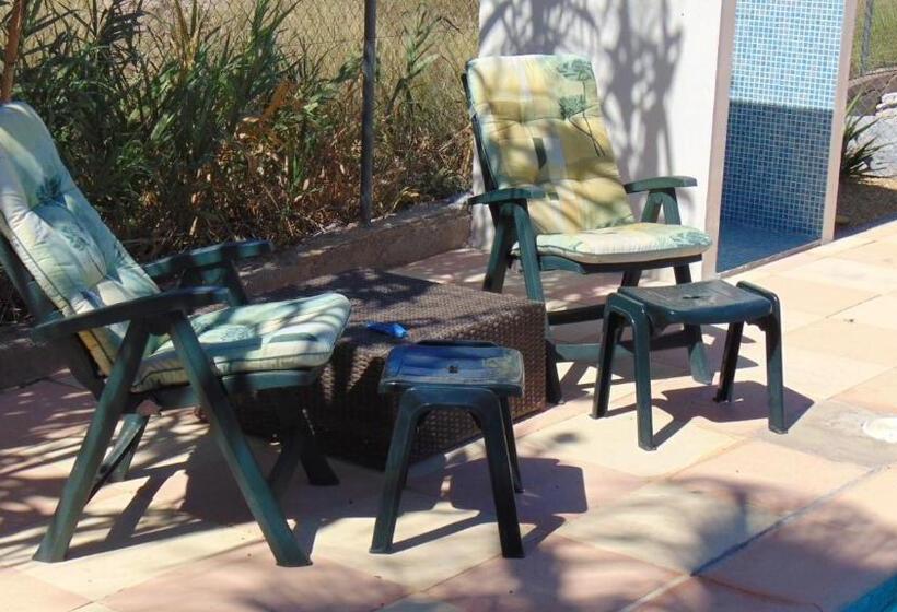 ベッドアンドブレックファースト Casa La Vida Feliz