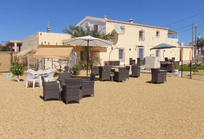 ベッドアンドブレックファースト Casa La Vida Feliz