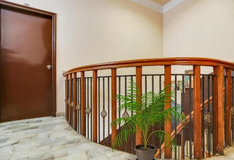 Flagship Hotel Ashirwad