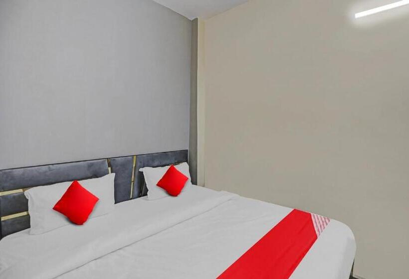 Flagship Hotel Delight In Near Worlds Of Wonder