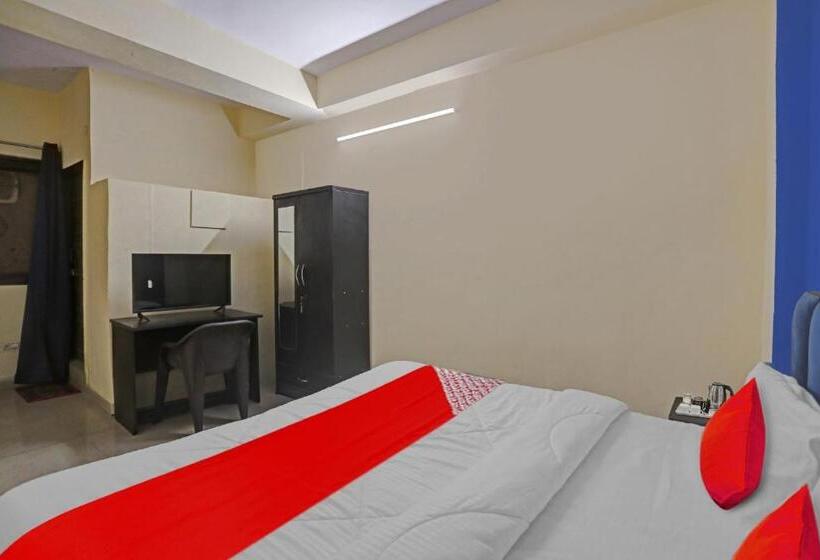 Flagship Hotel Delight In Near Worlds Of Wonder