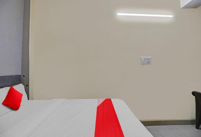 Flagship Hotel Delight In Near Worlds Of Wonder