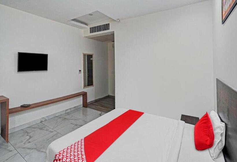 Flagship Hotel King S