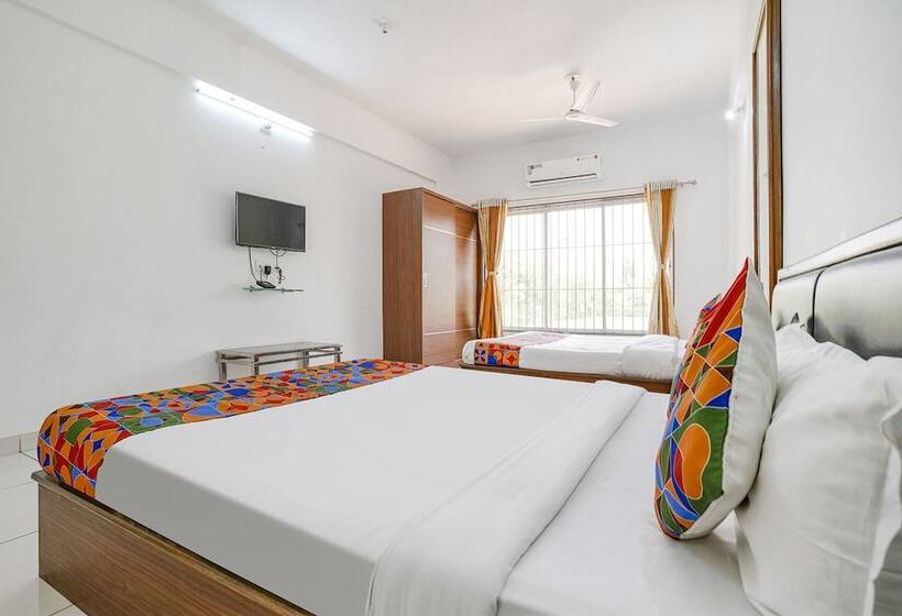 فندق Fabexpress Royal Inn