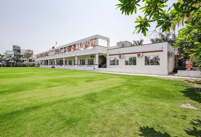 فندق Fabexpress Royal Inn