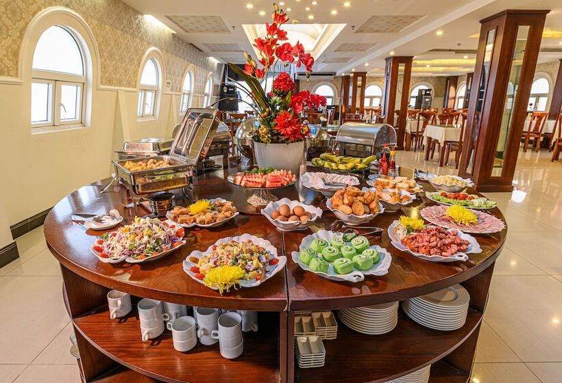 هتل Golden Sun Apartment By New Sky Travel