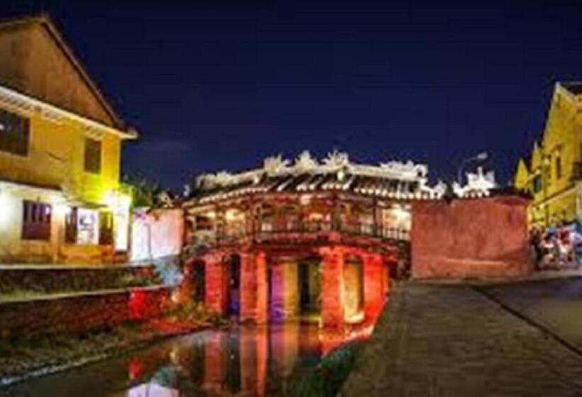 هتل Golden Sun Apartment By New Sky Travel