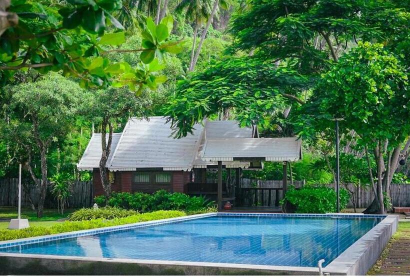 فندق Baan Thong Ching Resort