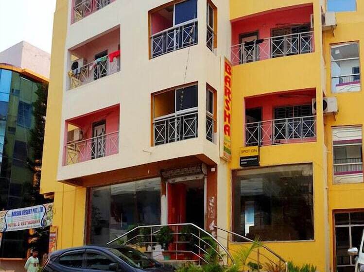 فندق Barsha Resorts Pvt Ltd