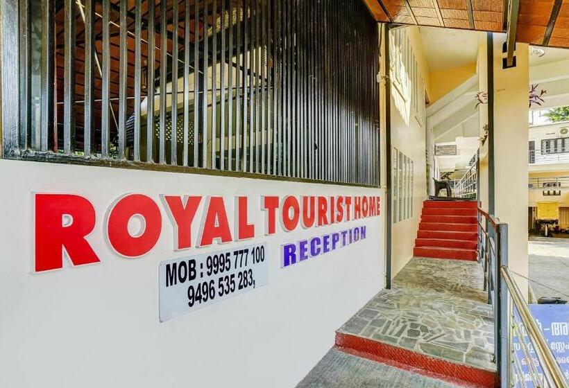 Отель Collection O Royal Tourist Home