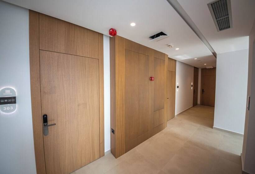 Отель Colosseum