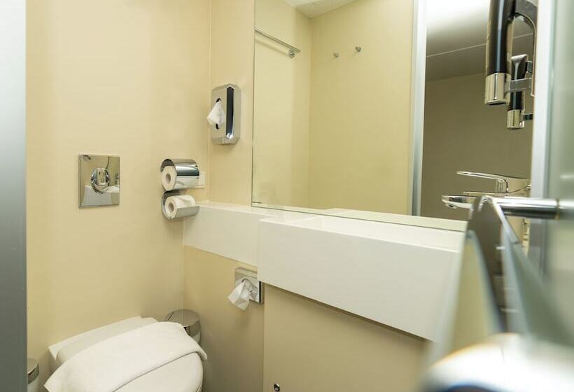 هتل Düsseldorfer Hof