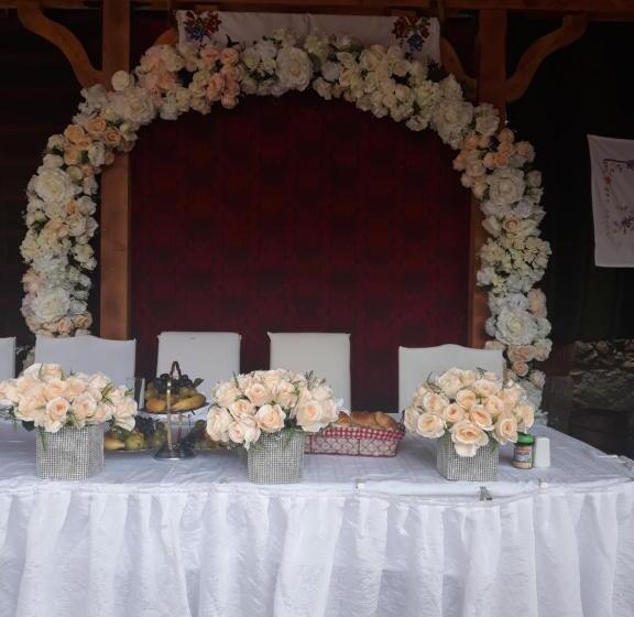 هتل Etno Kuca Petrovic