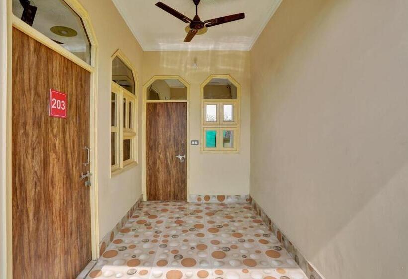 호텔 Flagship Friends Guest House