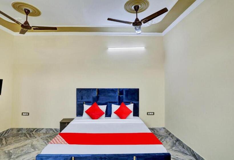 호텔 Flagship Friends Guest House