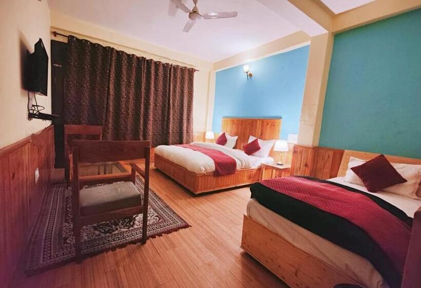 هتل Narayana Guest House