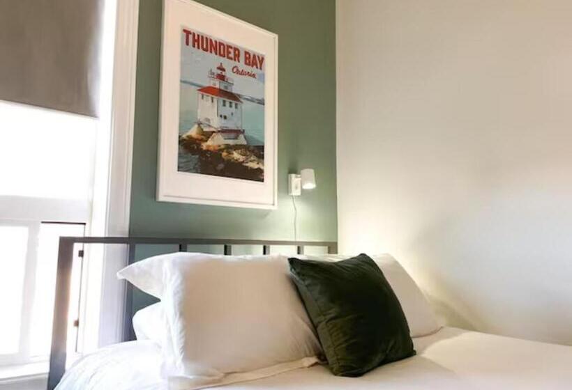 فندق Lake Superior Boutique