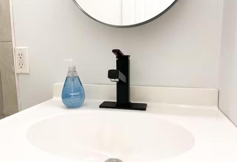 فندق Lake Superior Boutique