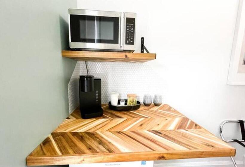 فندق Lake Superior Boutique