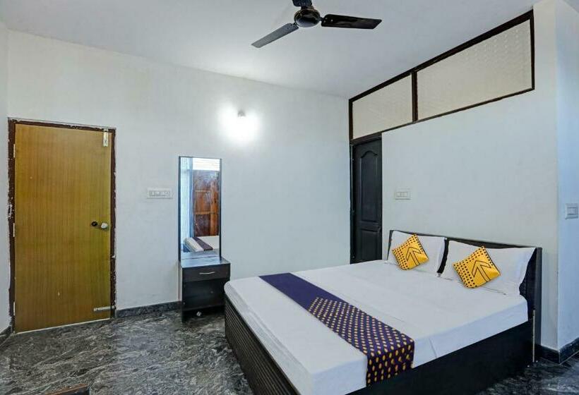 בית מלון כפרי Spot On Sri Durga Residency Hd Kote