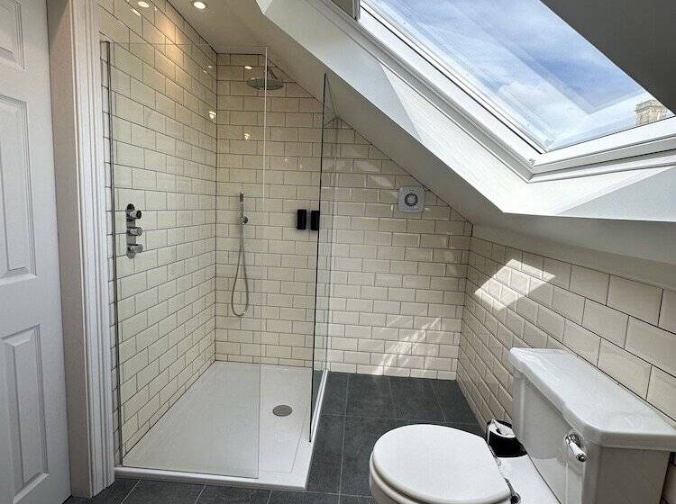 فندق Rooms Above Sugar Boat