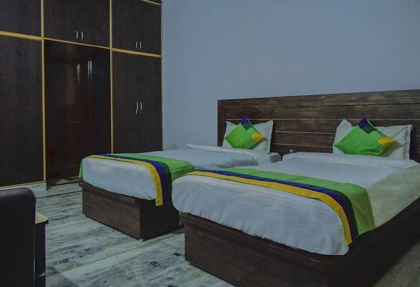 Отель Treebo The King Mohali