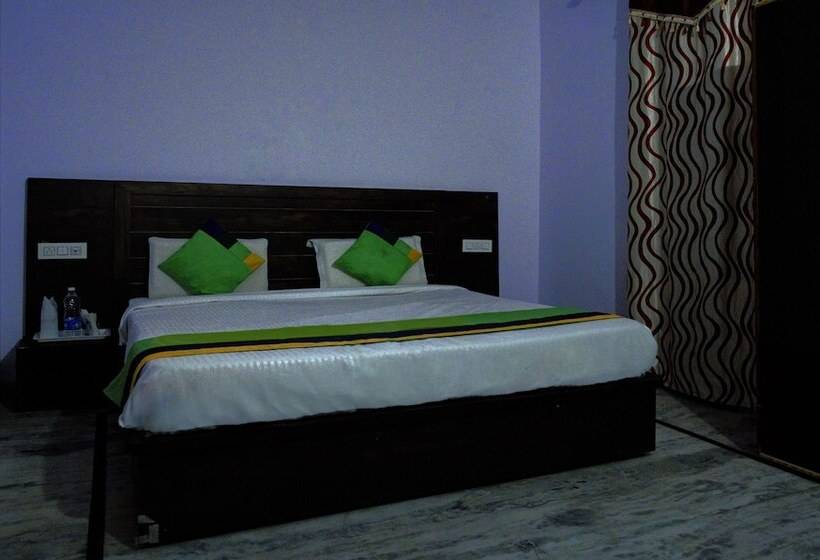 Отель Treebo The King Mohali