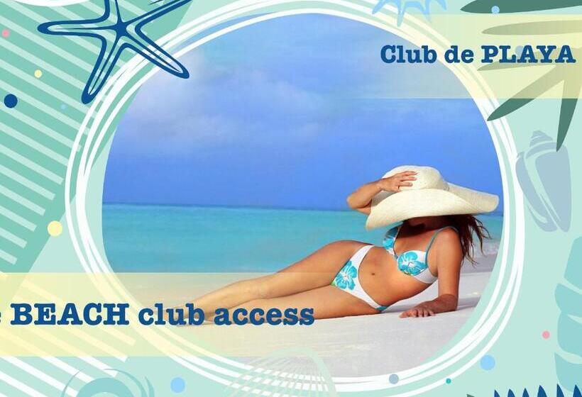 هتل Vacation Studios With Rooftop Pool, Beach Club, Restaurants   Playa Los Corales