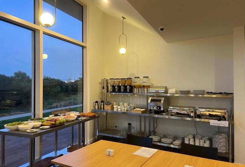 Manha Hotel Auckland Airport