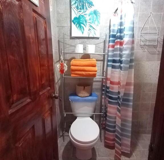 Nirvana Apartament Hostal