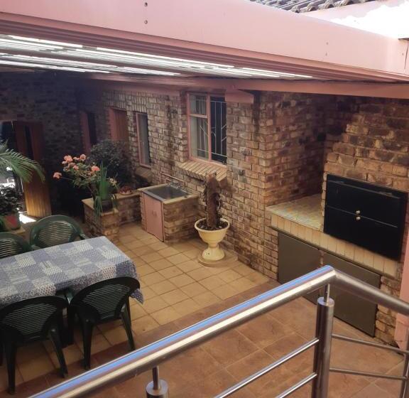 펜션 Castle With A View