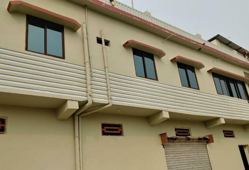 펜션 Sagarika Guest House