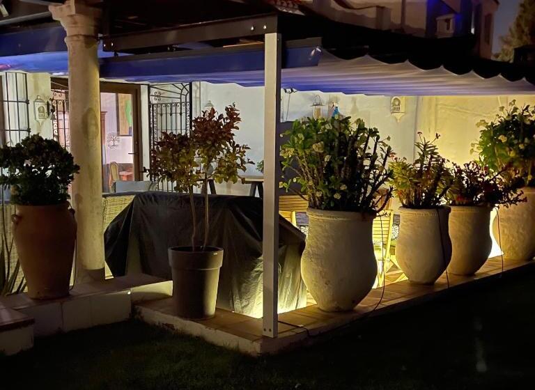 پانسیون Terra Aloé