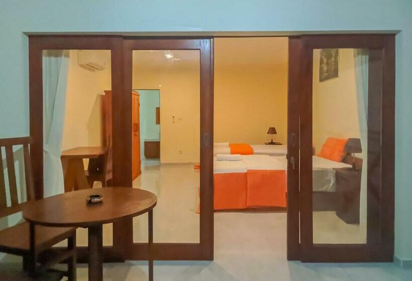 פנסיון The Lavana Manggo Seaside