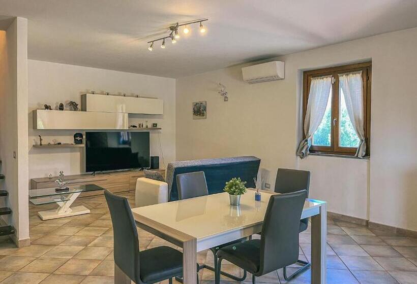ペンション Villa Tuscia Apartments