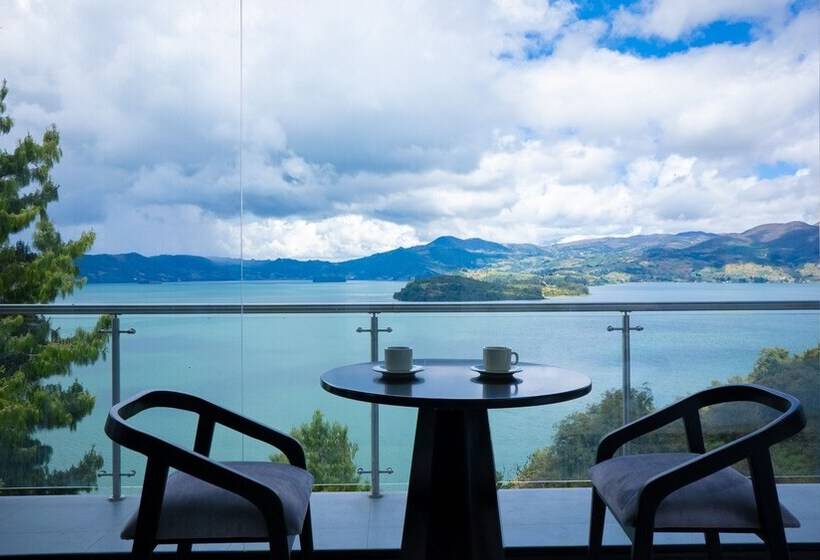 リゾートホテル Entre Islas Lodge